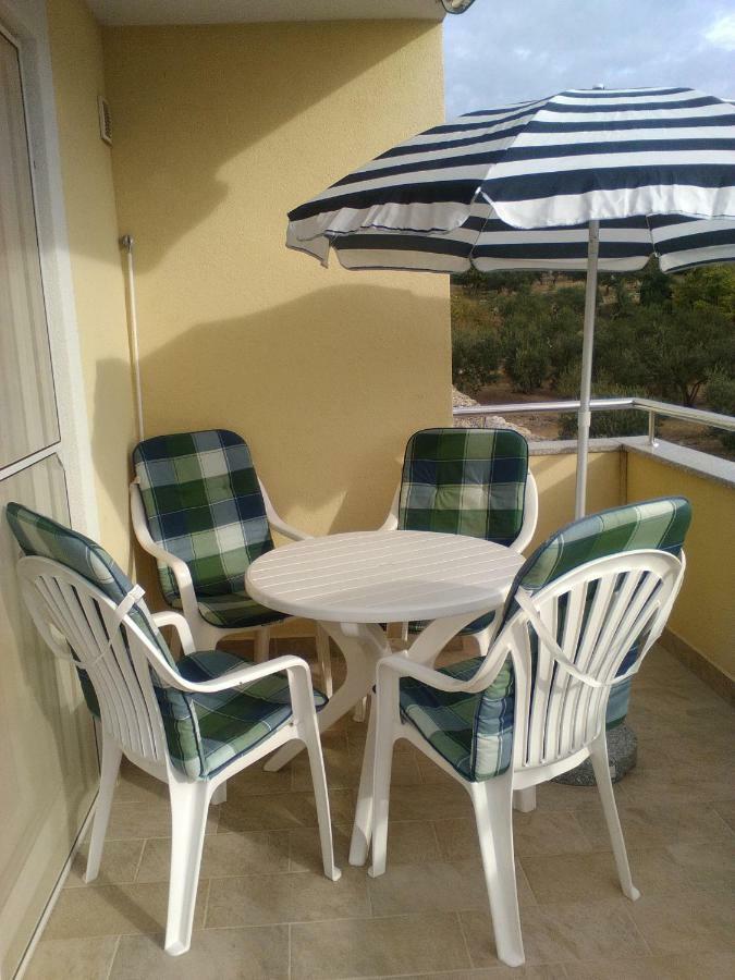 Apartament M & E Vodice Exterior foto