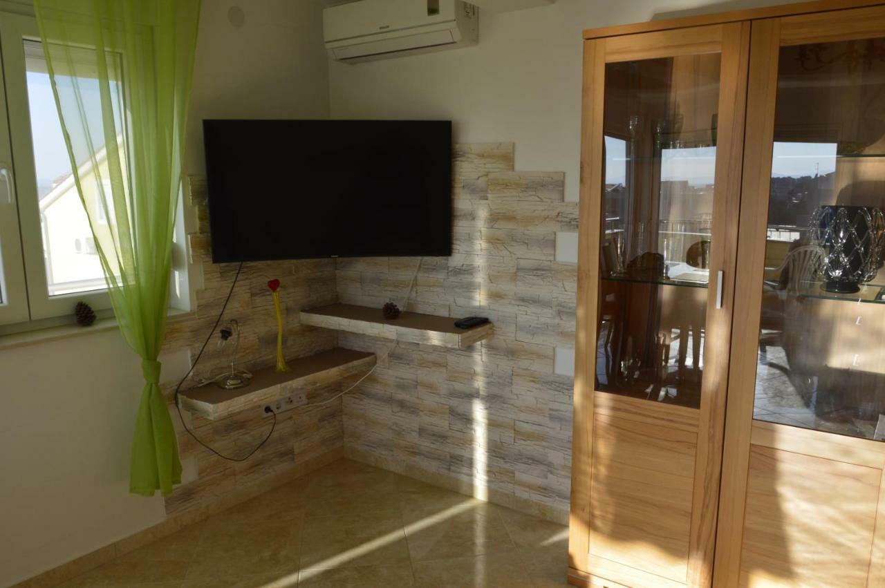 Apartament M & E Vodice Exterior foto